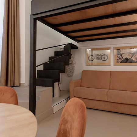 רומא Restart Accommodations Colle Oppio E Paganini מראה חיצוני תמונה