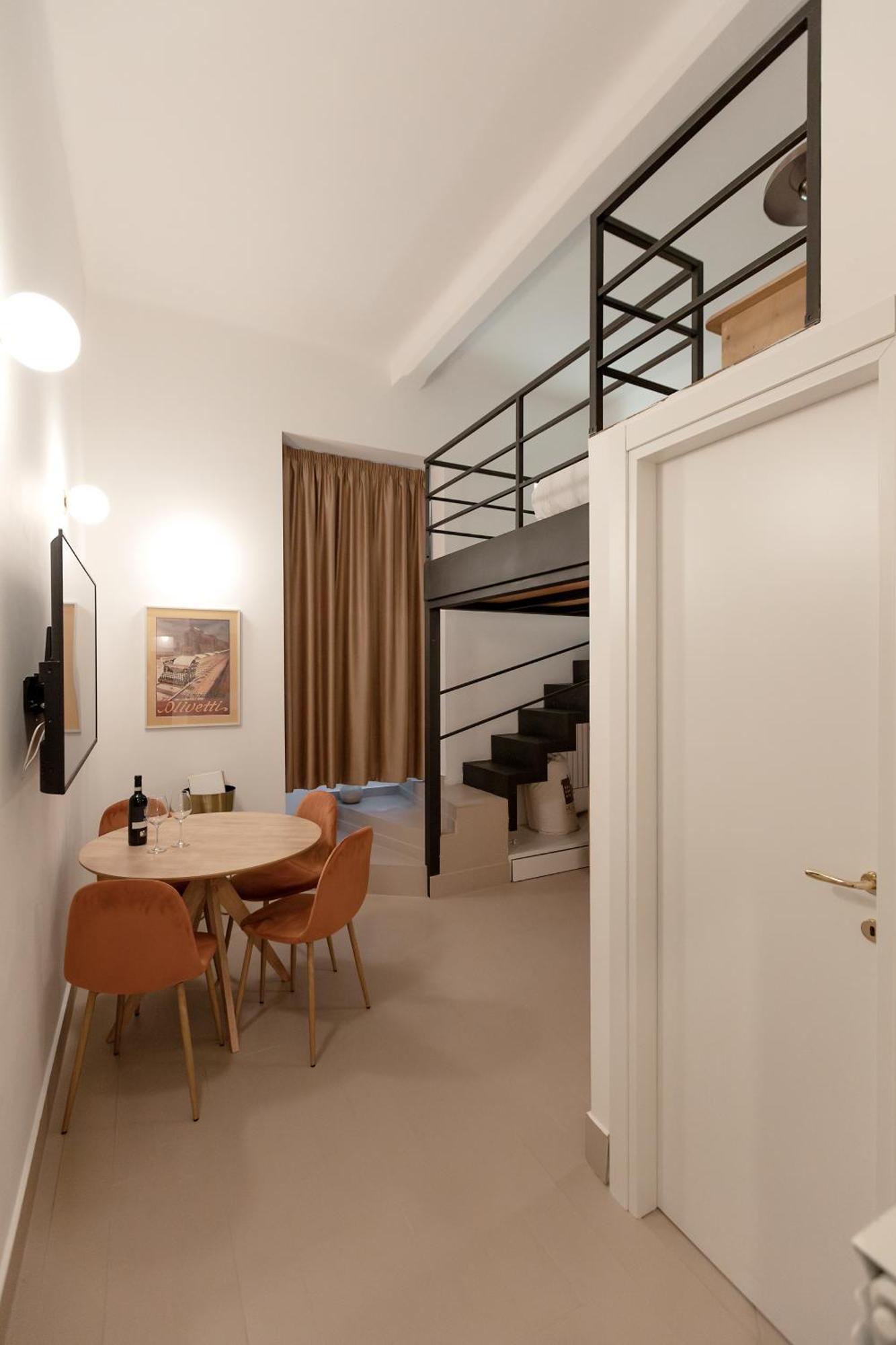 רומא Restart Accommodations Colle Oppio E Paganini מראה חיצוני תמונה